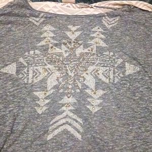 Gray Daytrip arrows design